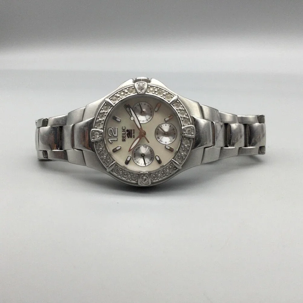 Relic Wet Womens Watch 31mm White MOP Dial Crystals New Battery 6.5